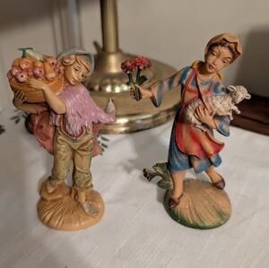 Vintage Fontanini 5" Nativity Bundle - Seth & Miriam Villagers - Italy
